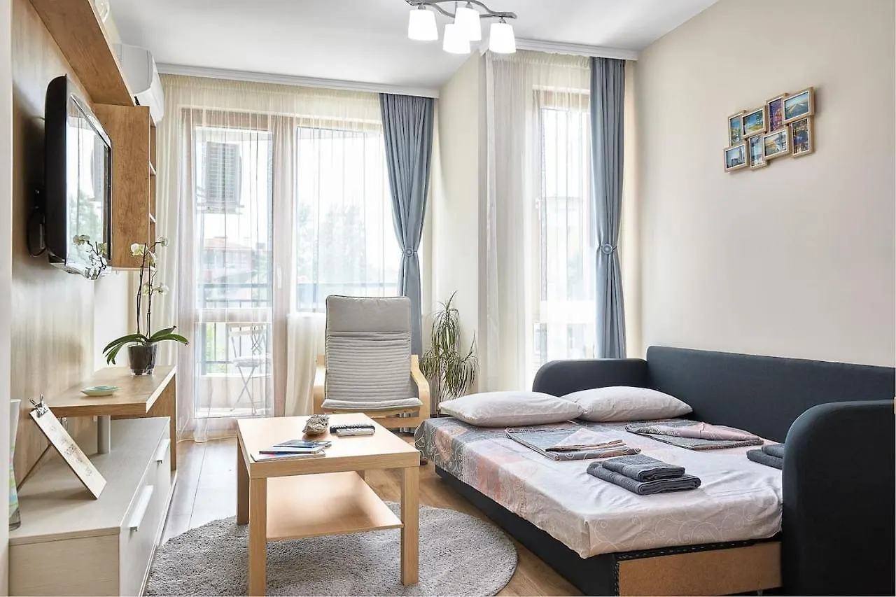 Relax Center Burgas & Free Parking Apartment 0*,